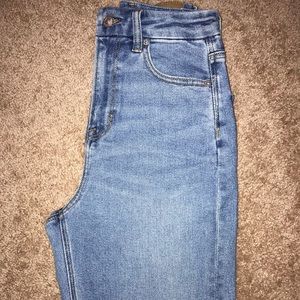 AE curvy stretch mom jean